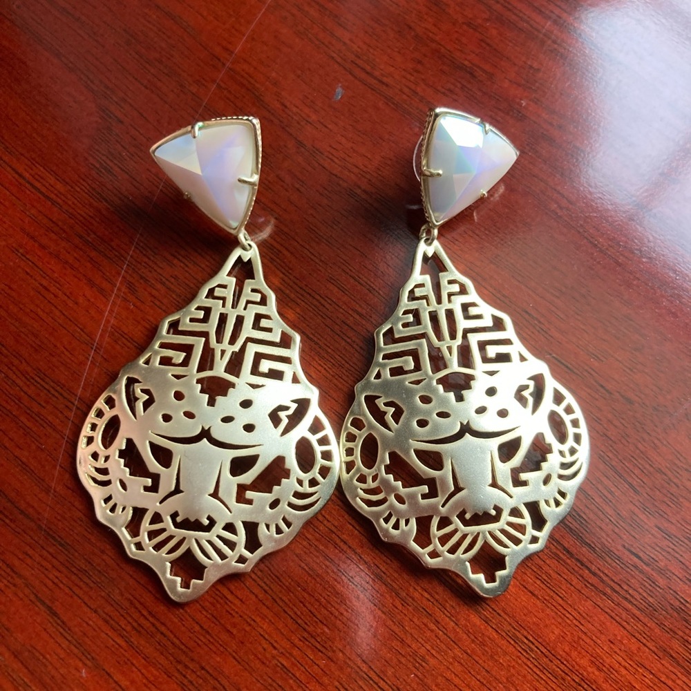 EUC Nichole earrings